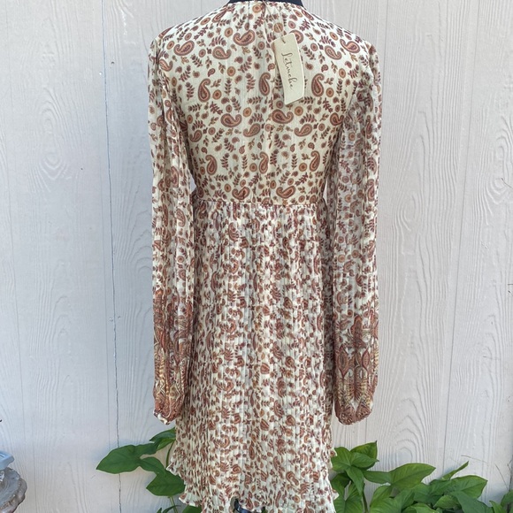 NWT ANTHROPOLOGIE LET ME BE WRAP / PLEATED DRESS FALL COLOR - Picture 3 of 17